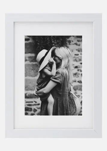 Livrare rapidă Pchet întreg fotografii - poză + ramă Alb cu Paspartu - XS (13x18 cm)