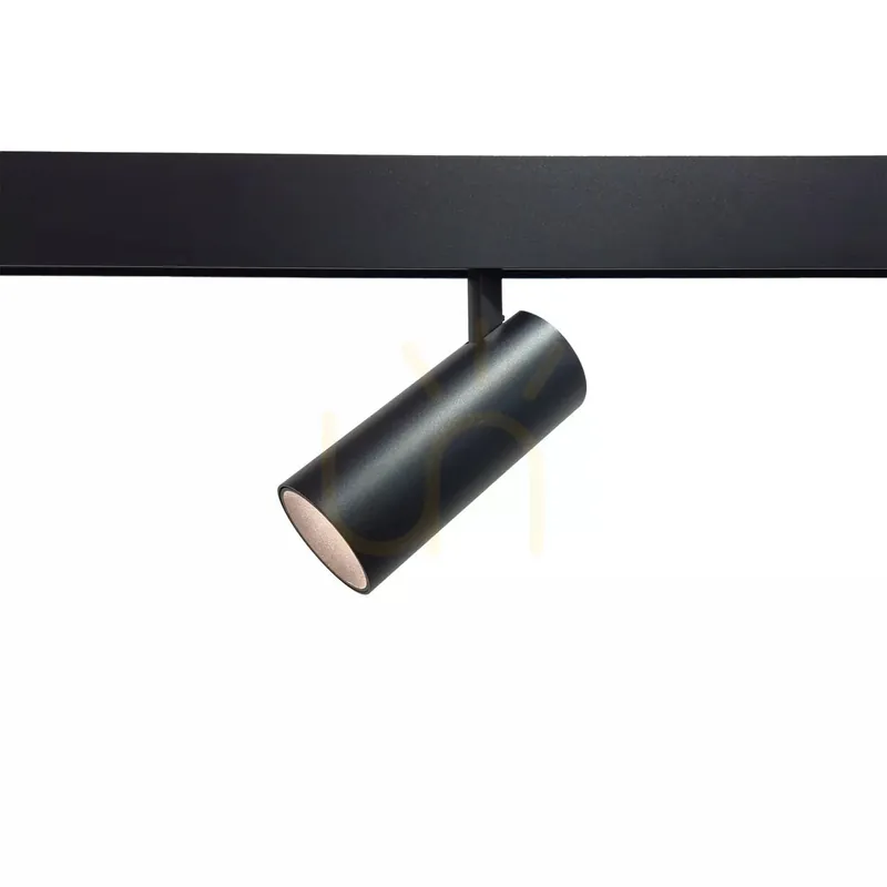 Cumpără acum Beter 18W Magnet Line LED reflector negru TLV-03-18