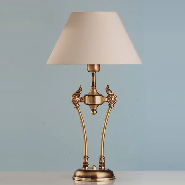 Veioza, lampa de masa LUX fabricat manual Cisne 2164 Bejorama Preferatul clienților