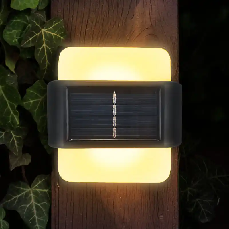Set 2 lampi solare LED de perete, IP44 pentru exterior, autonomie 12 ore, 9x9x2.3cm, negru Chilipir