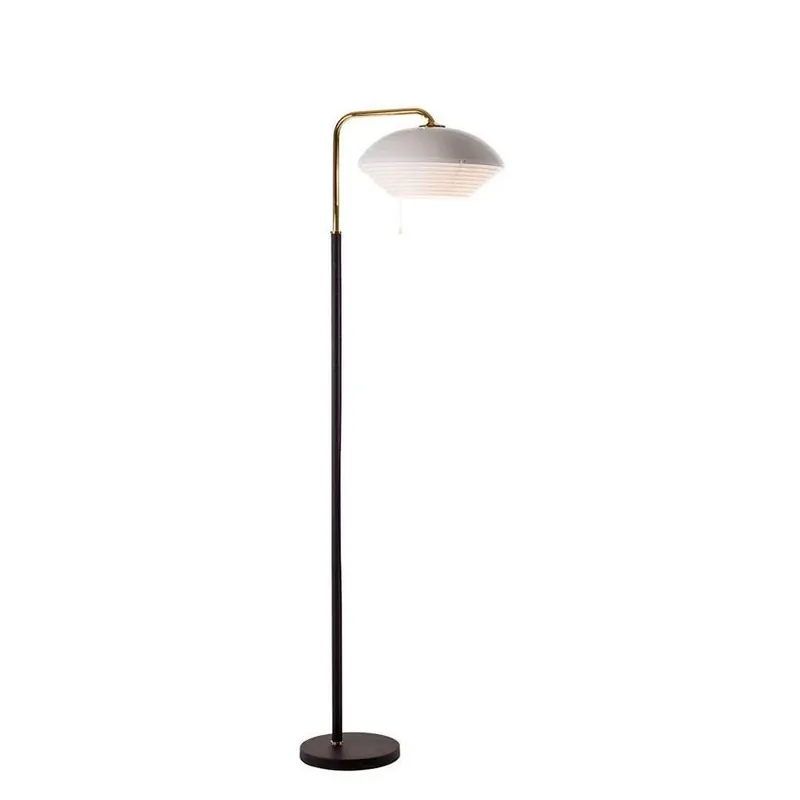 A811 Lampadar din alamă lustruită - Artek Bestseller