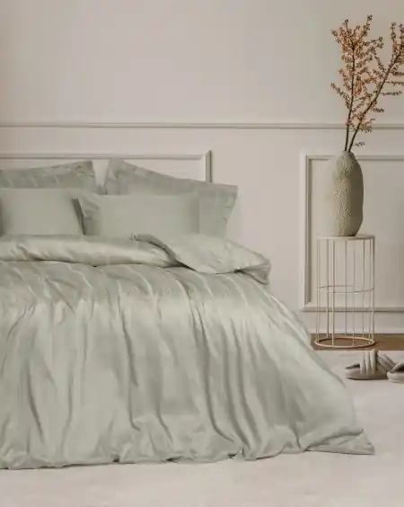 Lenjerie Stripe Bej (Satin Deluxe) Vezi acum