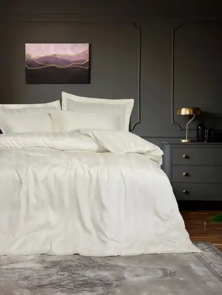 Popular Lenjerie Stripe Ecru (Satin Deluxe)
