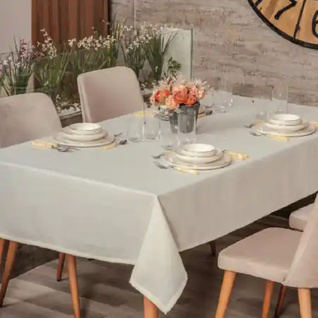 Reducere Fata de Masa Jacquard Plain Crem, 155x160 cm