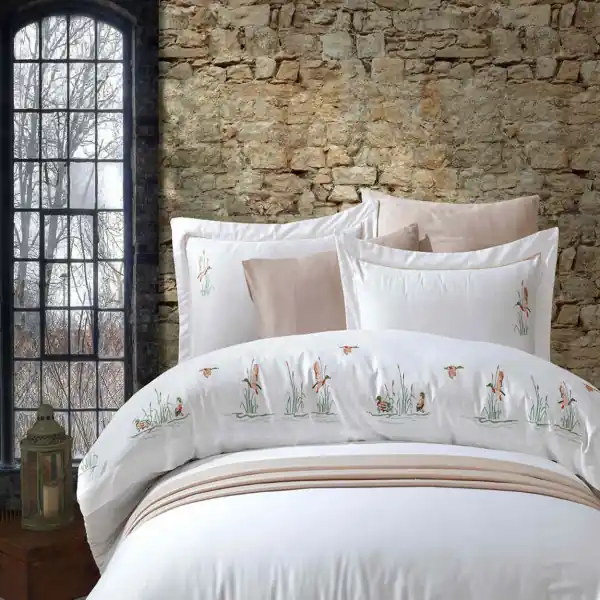 Reduceri Lenjerie de pat cu broderie, bumbac 100%, pat 2 persoane, 6 piese, alb / bej, Duck