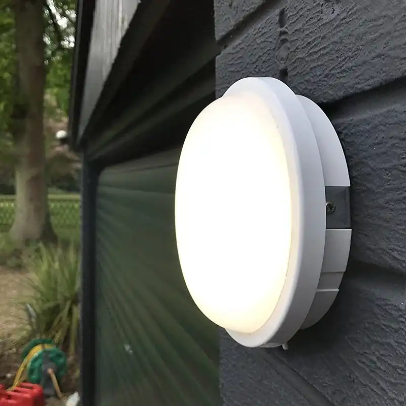 Aplica LED de Exterior AX310/218WH, Diametru 21.8, Lumina Calda 3000K, IP65, Alb Lichidare de stoc