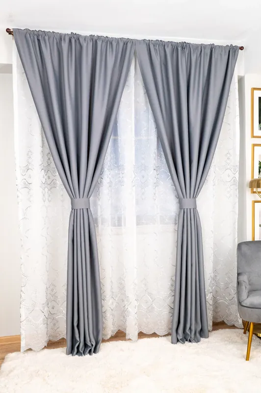 Ofertă limitată Set Florentina - Perdea Royal din In Gri Argintiu si Draperie Blackout Gri Metalic